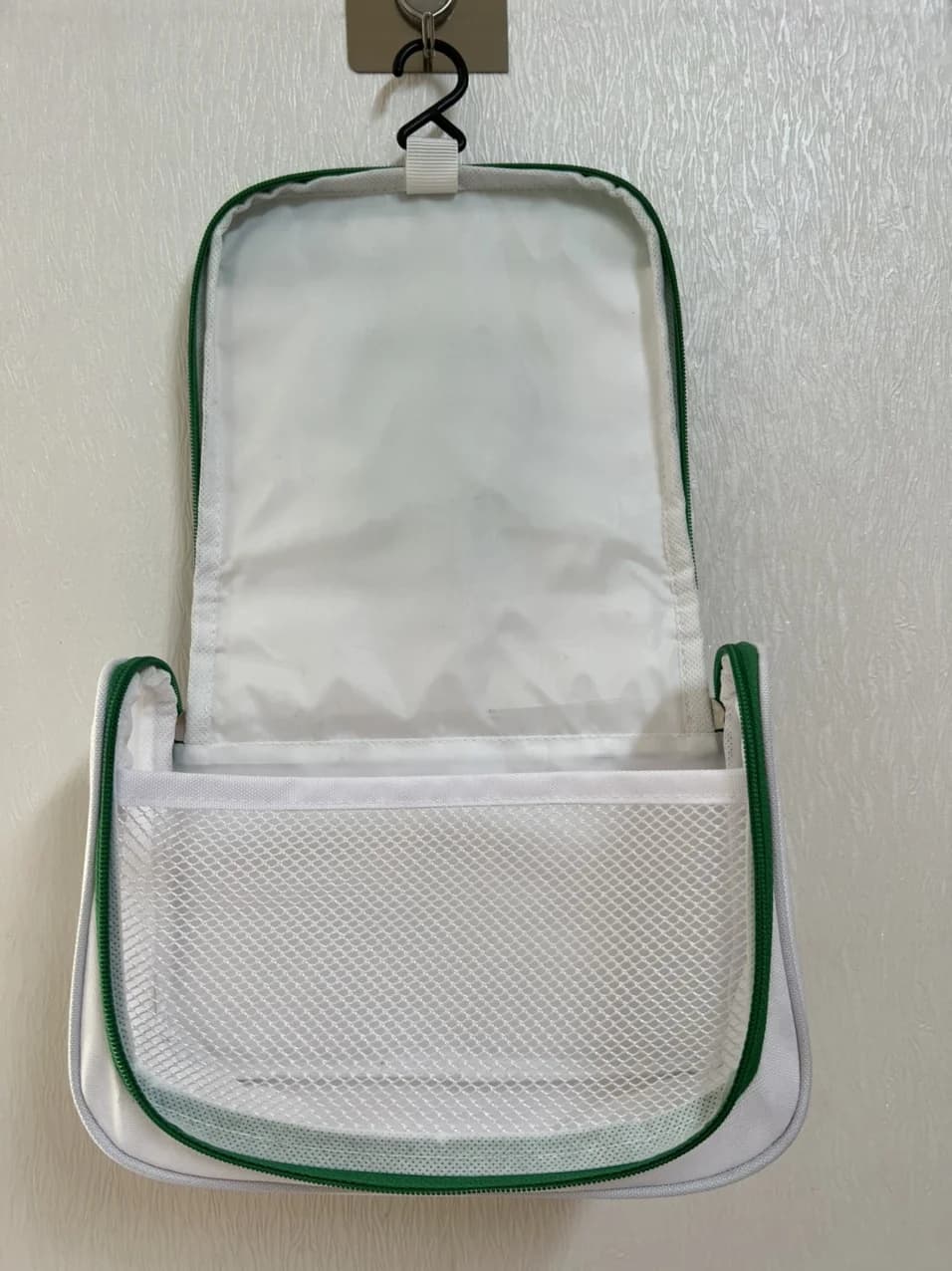 Hanging Travel Toiletry Organizer 1